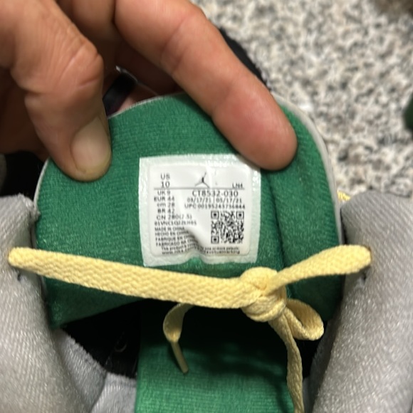 Jordan 3 retro ( Pine Green ) Size 10 US - Picture 9 of 9